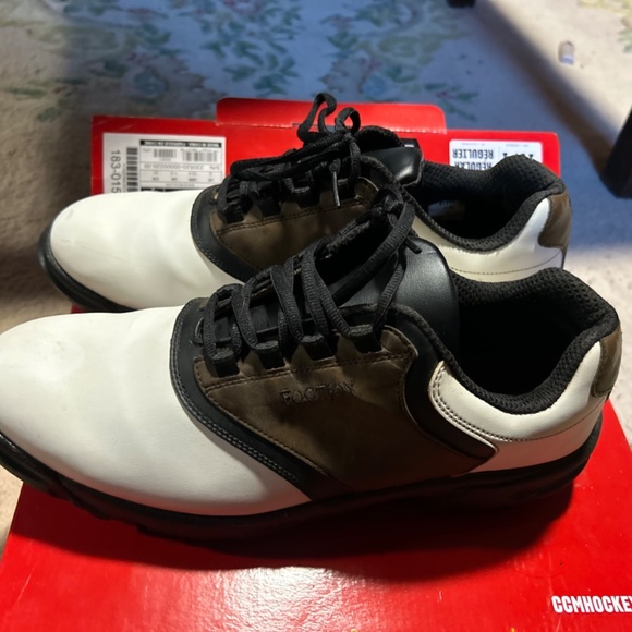 FootJoy Men’s Golf Shoes 13M - Picture 2 of 4
